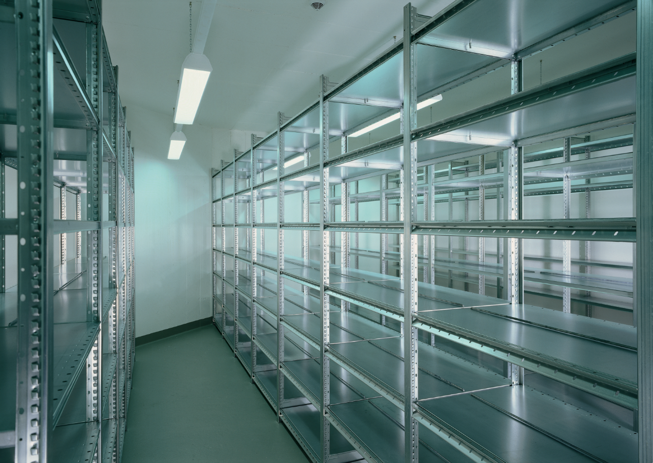 Industrial Metal & Steel Shelving Units & System Storage