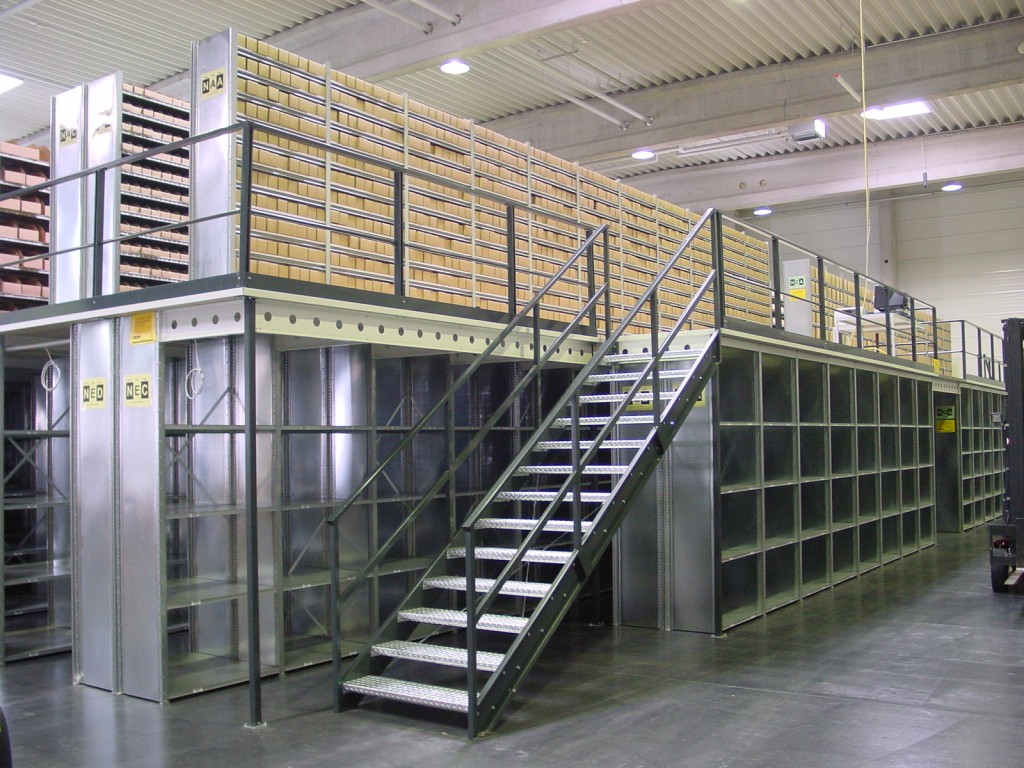 warehouse inventory shelving pallet rack moving system